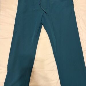 Jaanuu Dark Green Cargo Scrub Pants